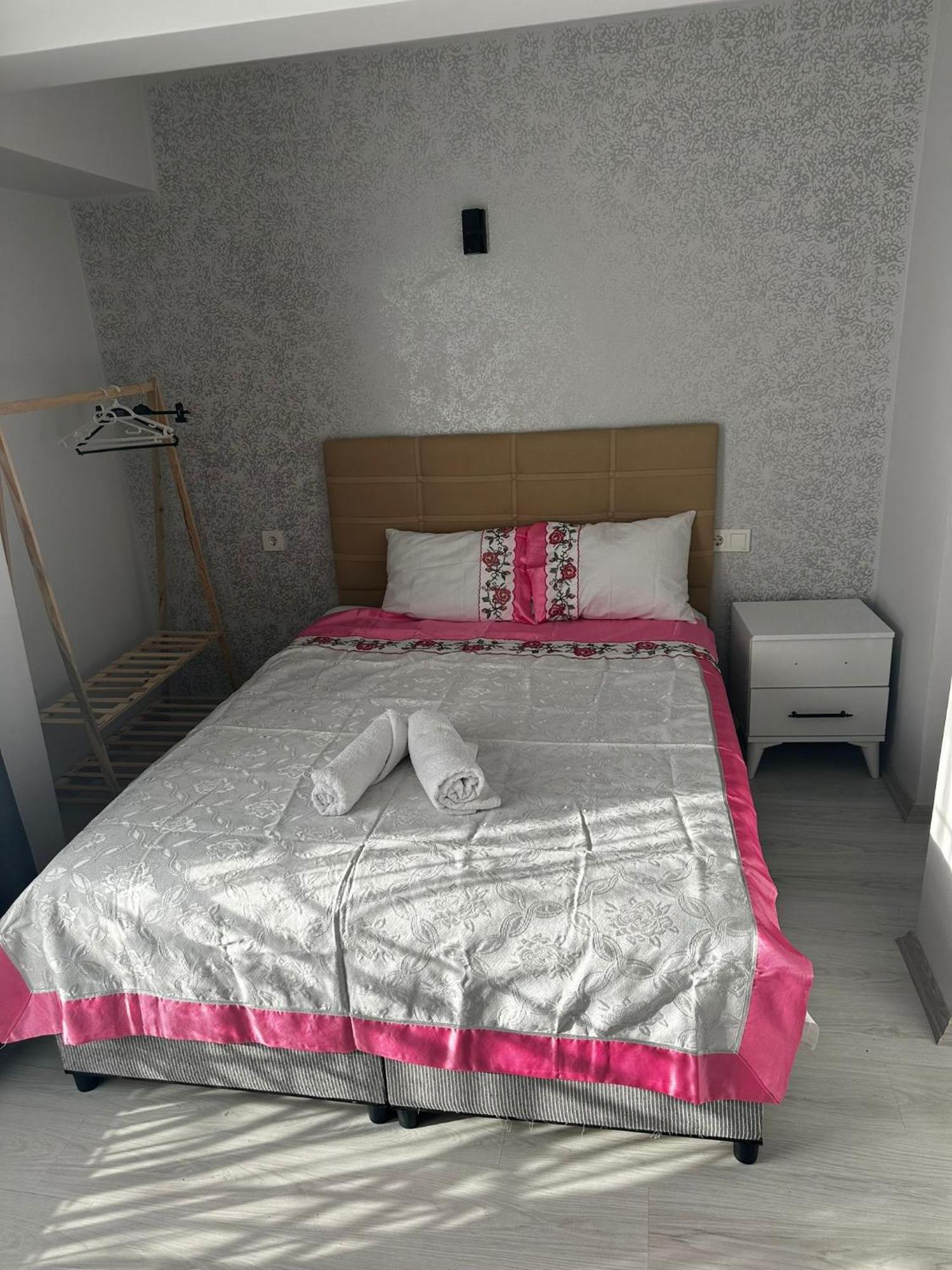 Holiday Beach Hotel Arnavutkoy ภายนอก รูปภาพ