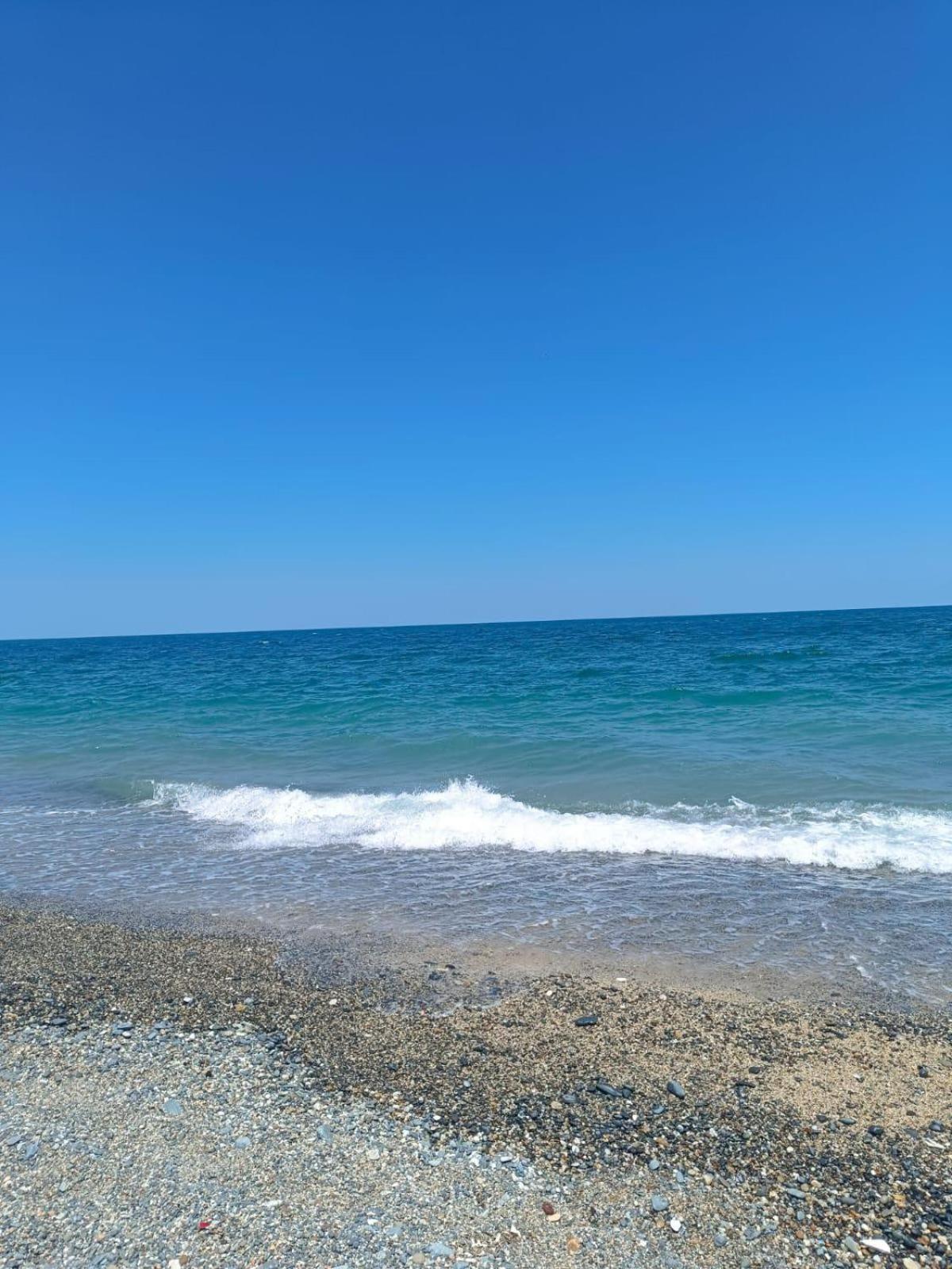 Holiday Beach Hotel Arnavutkoy ภายนอก รูปภาพ
