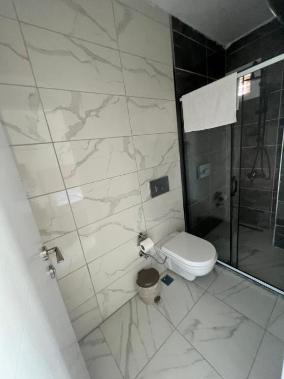 Holiday Beach Hotel Arnavutkoy ภายนอก รูปภาพ